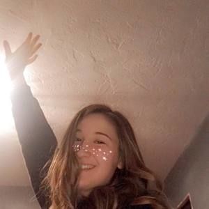 Meet your Posher, Mackenzie